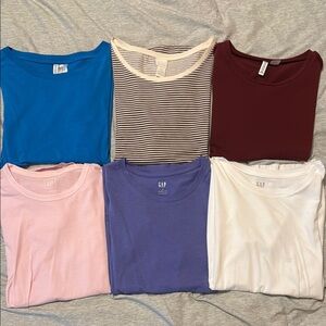 GAP and H&M T-Shirt Collection — Women’s Medium